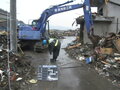 安渡の民家付近のガレキ撤去