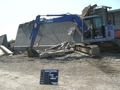 道路のガレキ撤去、整地