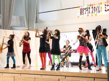東京ブラススタイルによる「復興応援放課後プロジェクト」（吉里吉里小学校）