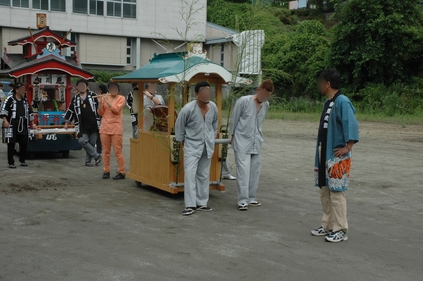 山梨県富士川町の善国寺から赤浜八幡神社に寄贈された神輿