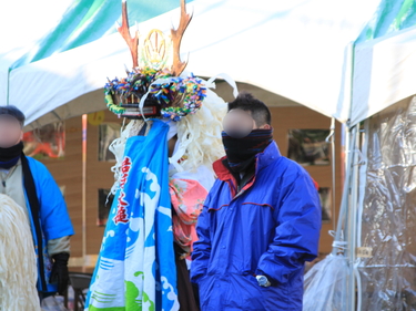 2011年12月大槌川で開催されたおおつち鮭まつり