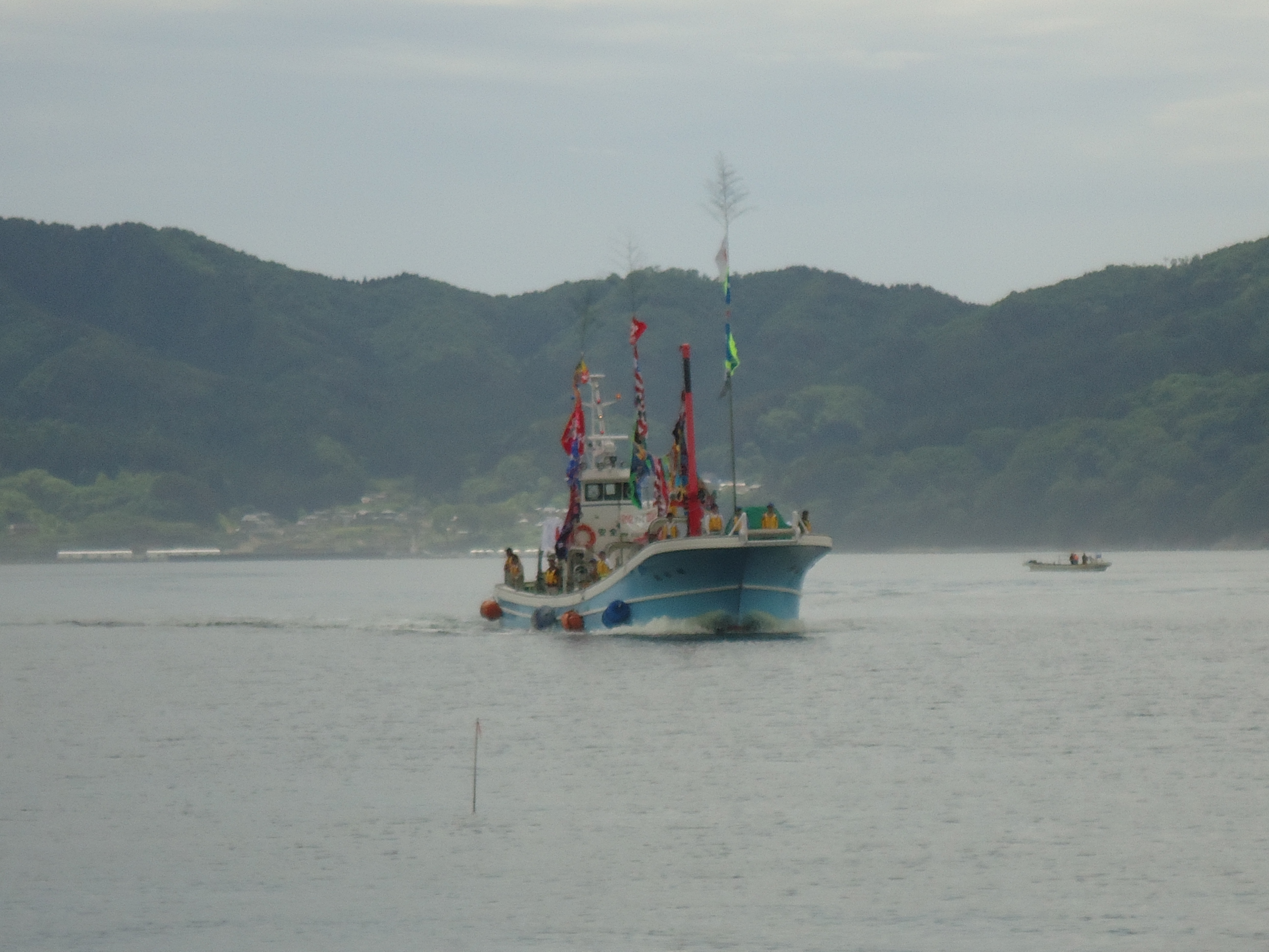 定置漁船瀬谷丸の進水式 - 大槌町震災アーカイブ