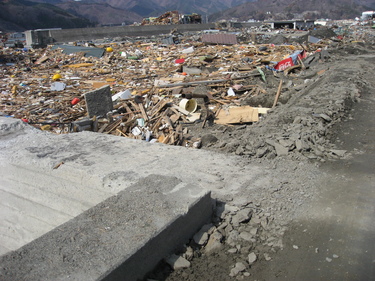 赤浜方面から安渡の被災状況を撮影
