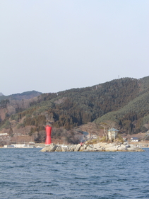 大槌湾に浮かぶ蓬莱島