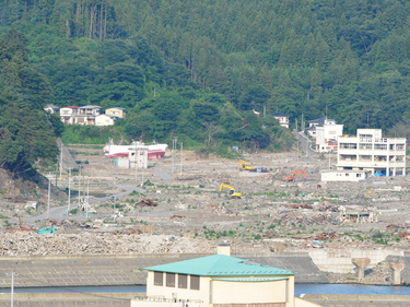 震災4か月後の状況