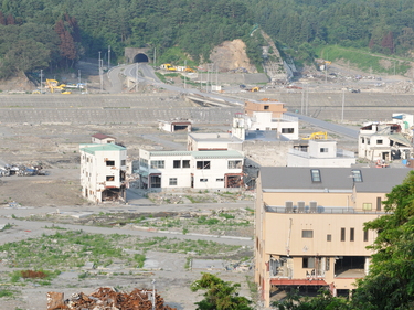 震災4か月後の状況