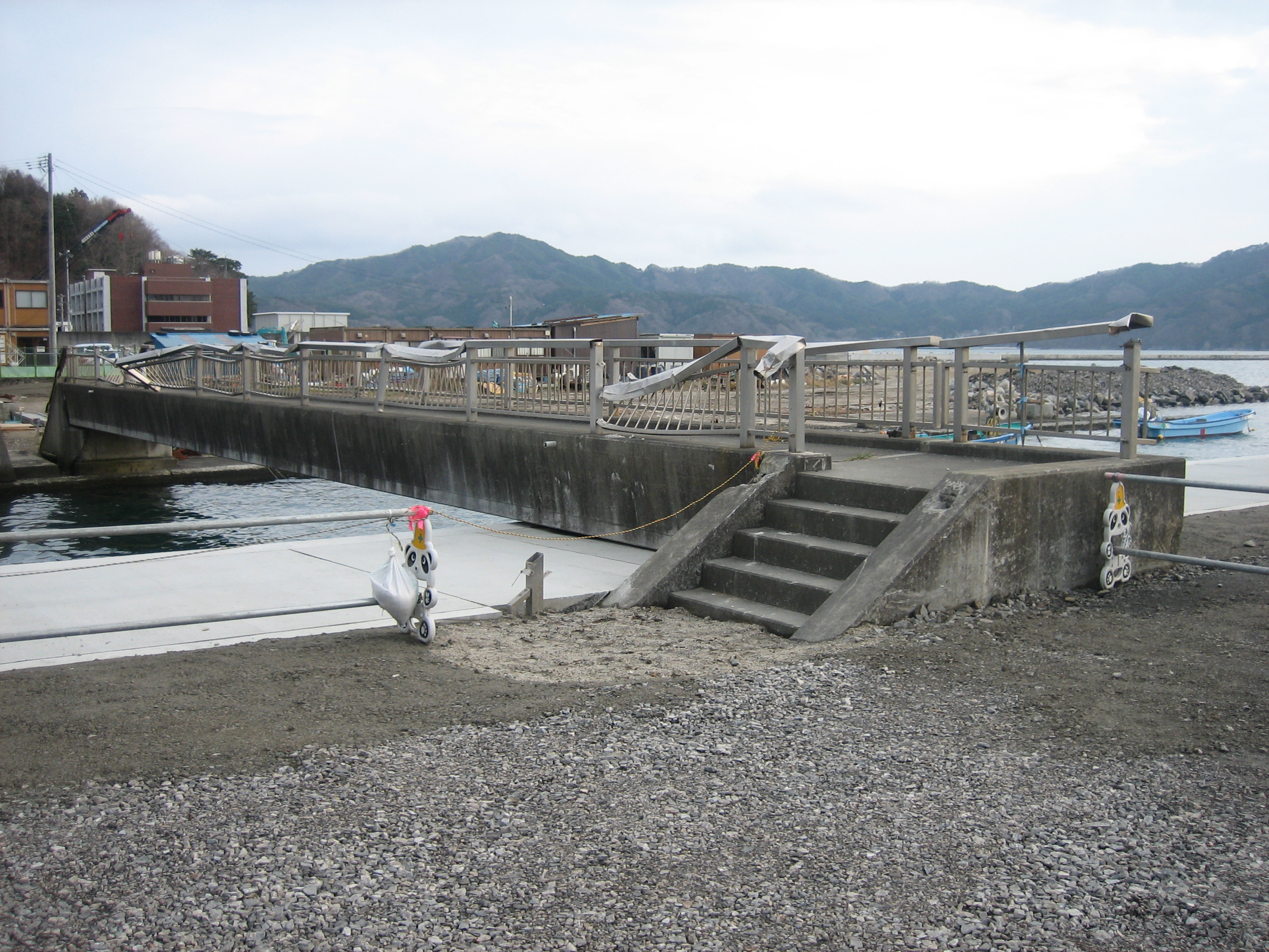 赤浜 漁港の橋 大槌町震災アーカイブ